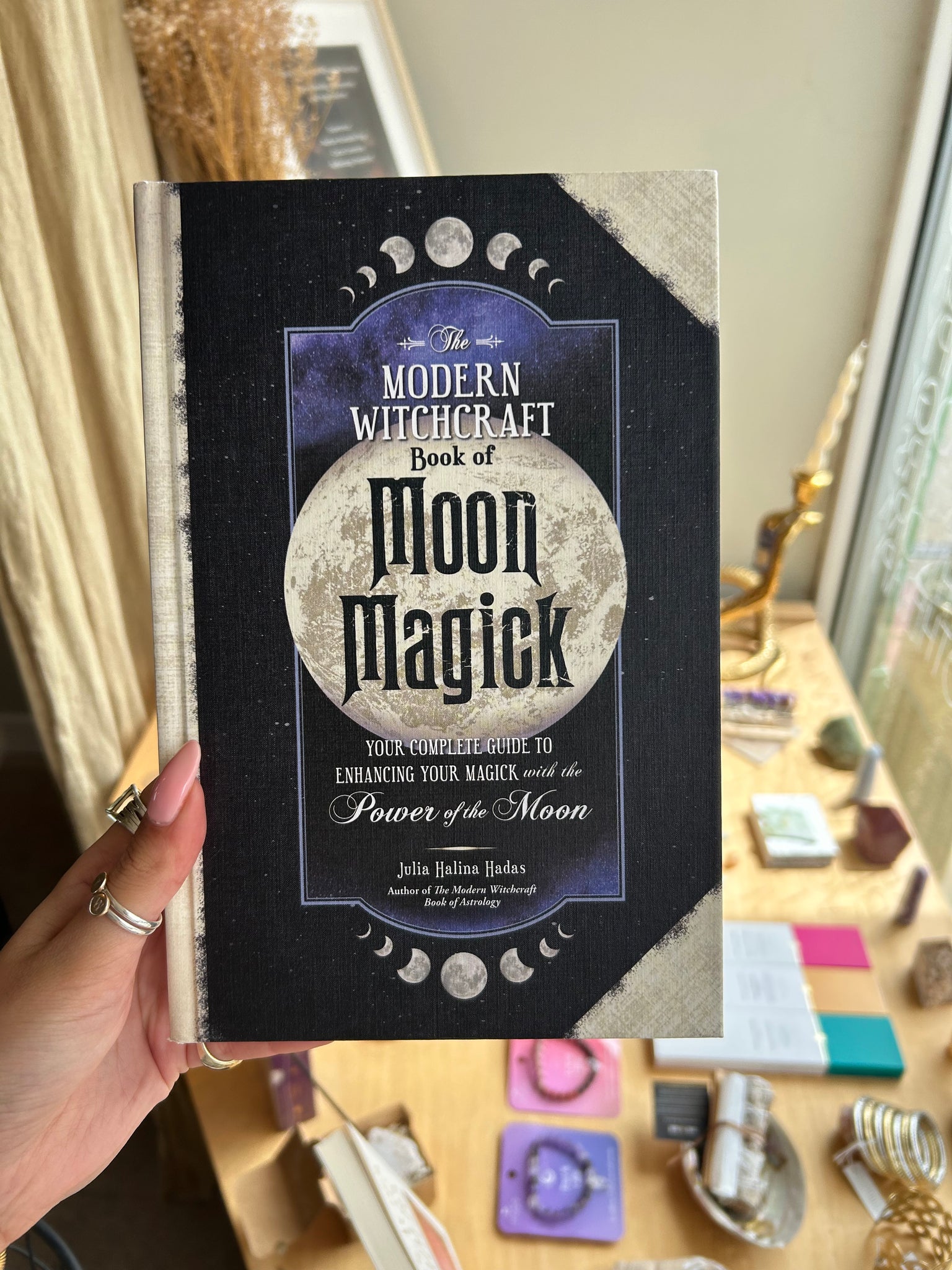 The modern witchcraft book of moon magic
