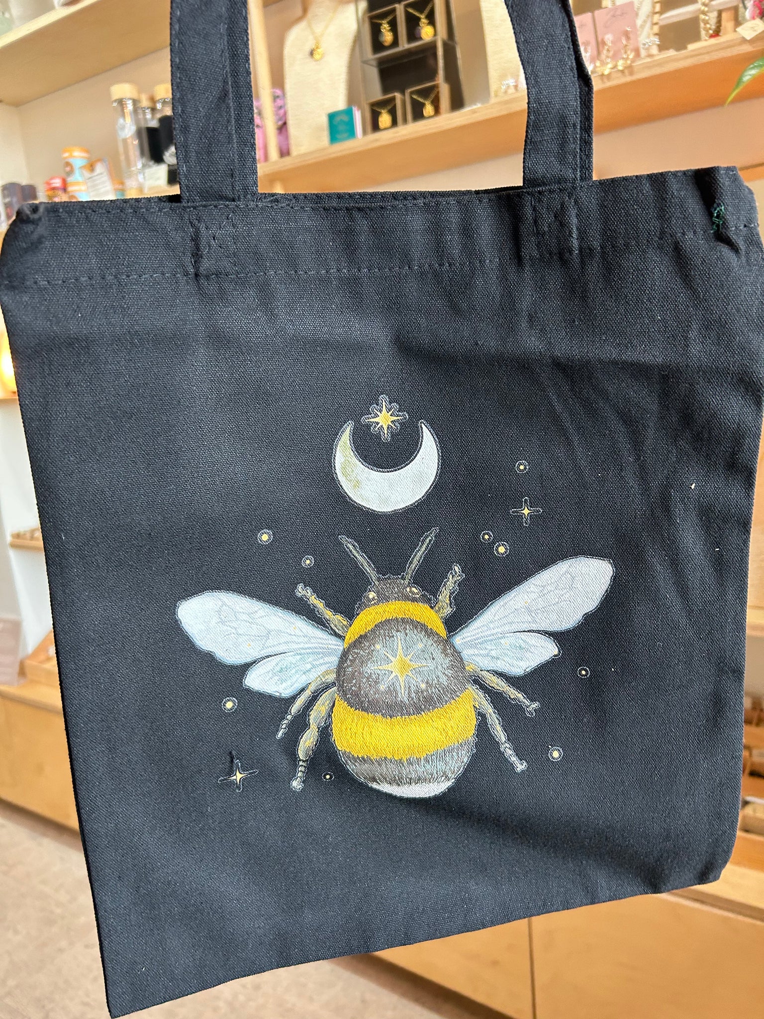 Black tote bags